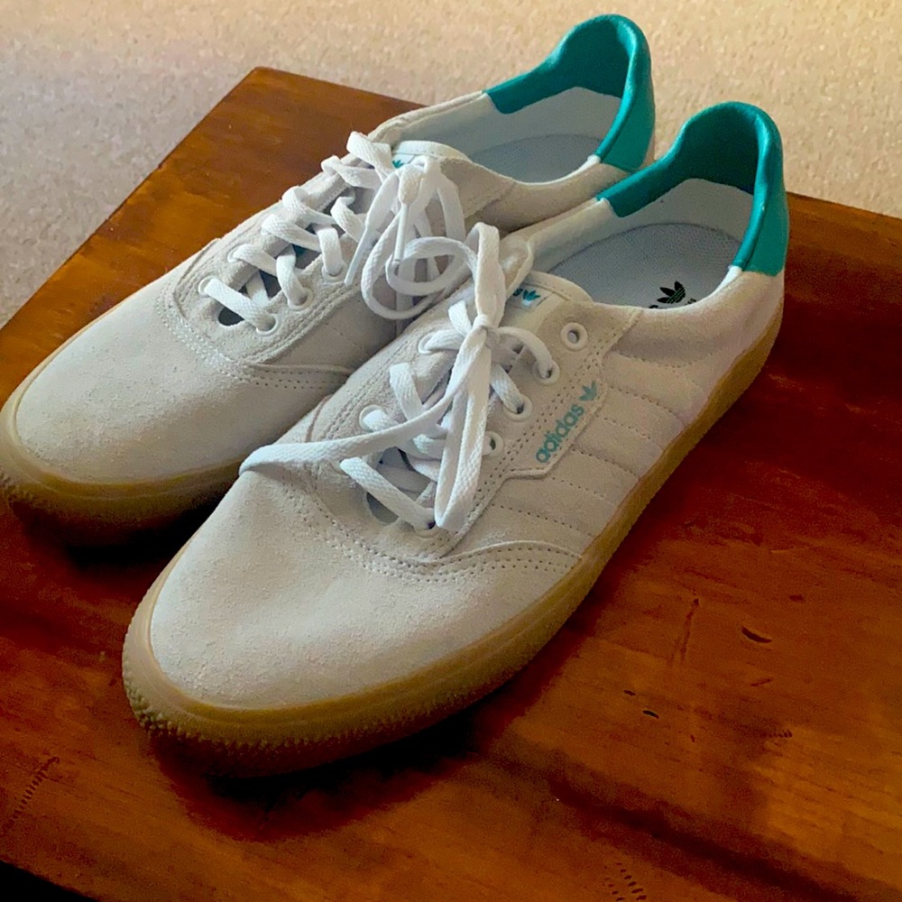 Adidas EF8443